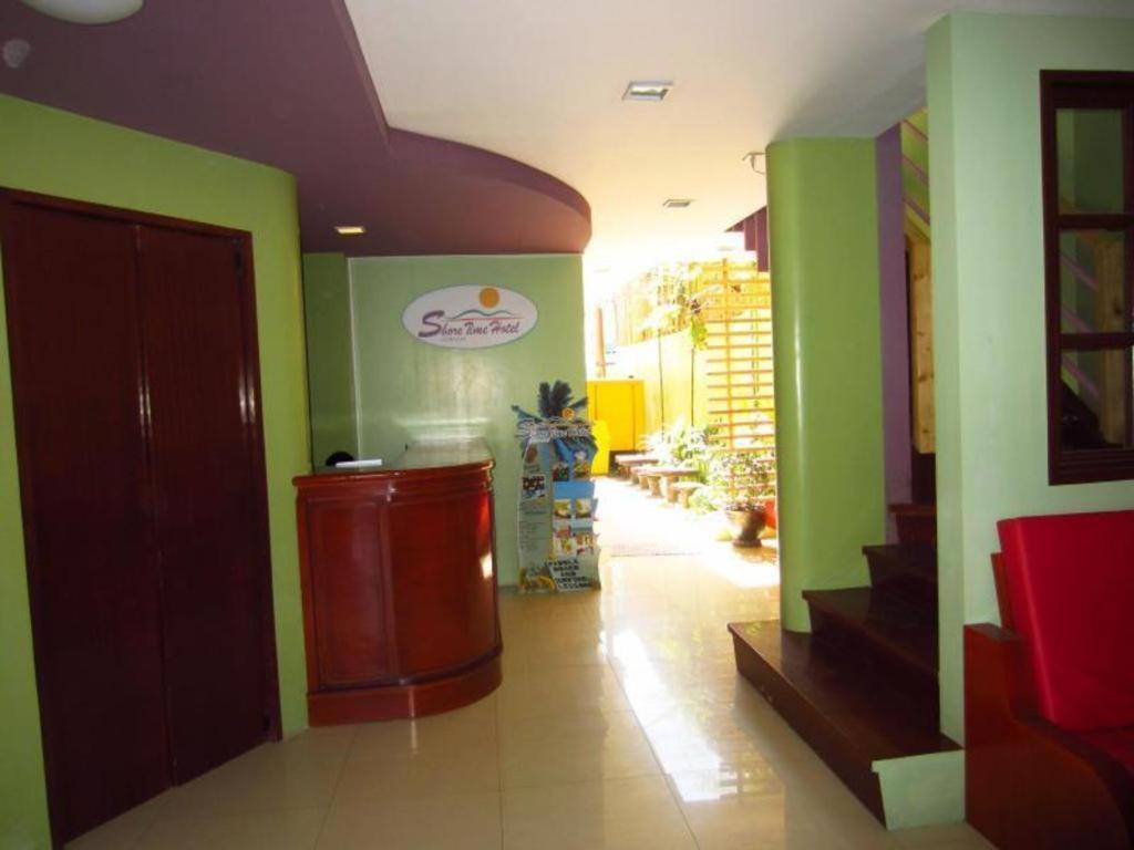 Shore Time Hotel - Annex Balabag  Bagian luar foto
