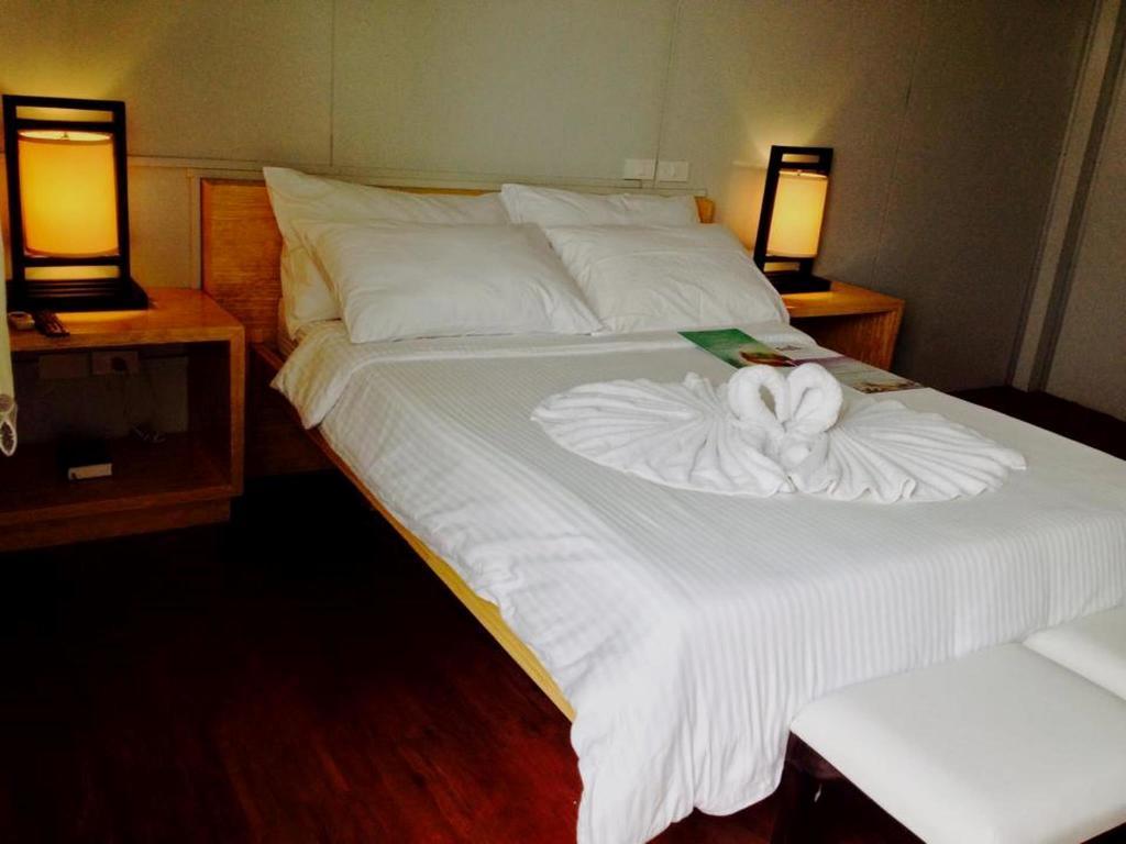 Shore Time Hotel - Annex Balabag  Bagian luar foto