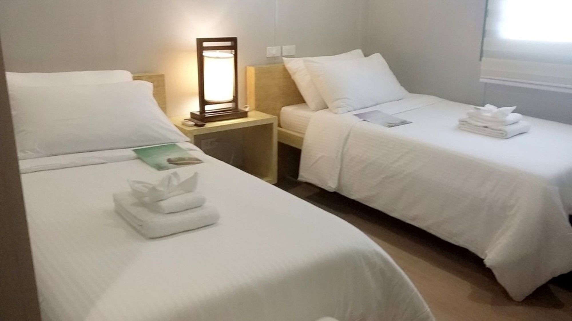 Shore Time Hotel - Annex Balabag  Bagian luar foto
